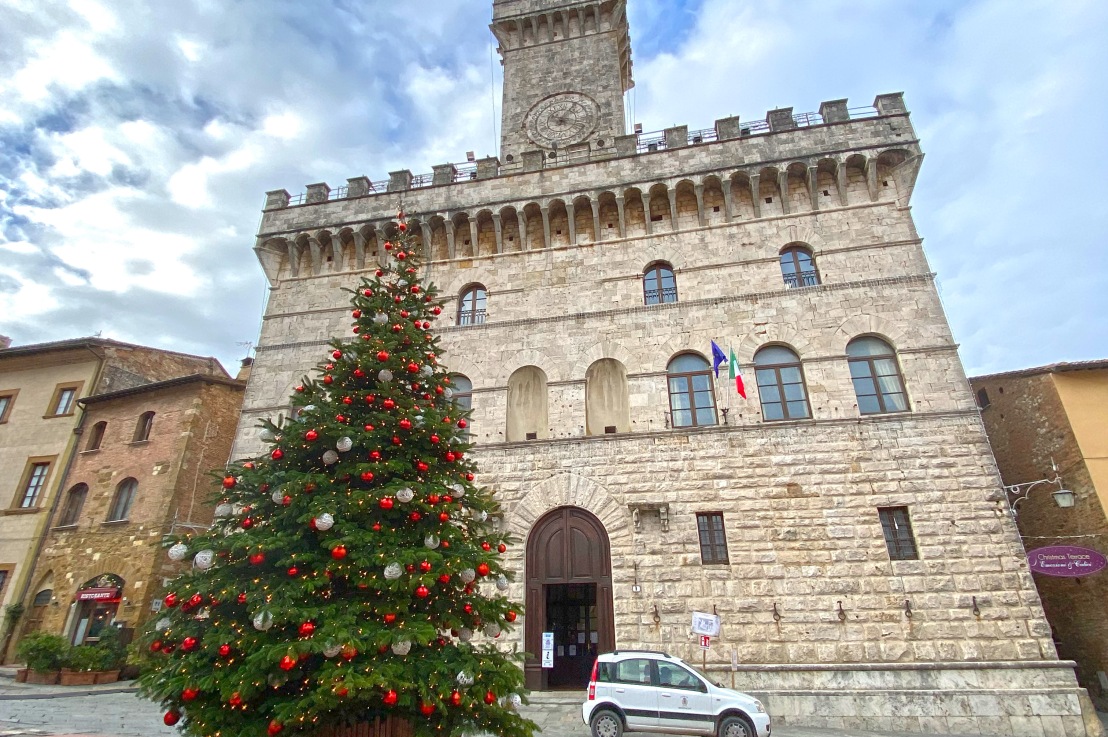 Christmas Markets in Montepulicano and Dinner at Del Duca (23/12/2021)